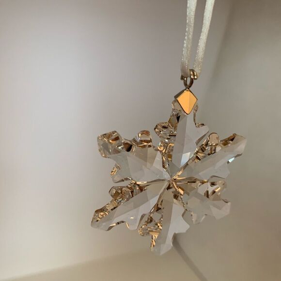 SWAROVSKI Little Snowflake Ornament 1139969 In box - Picture 9 of 11